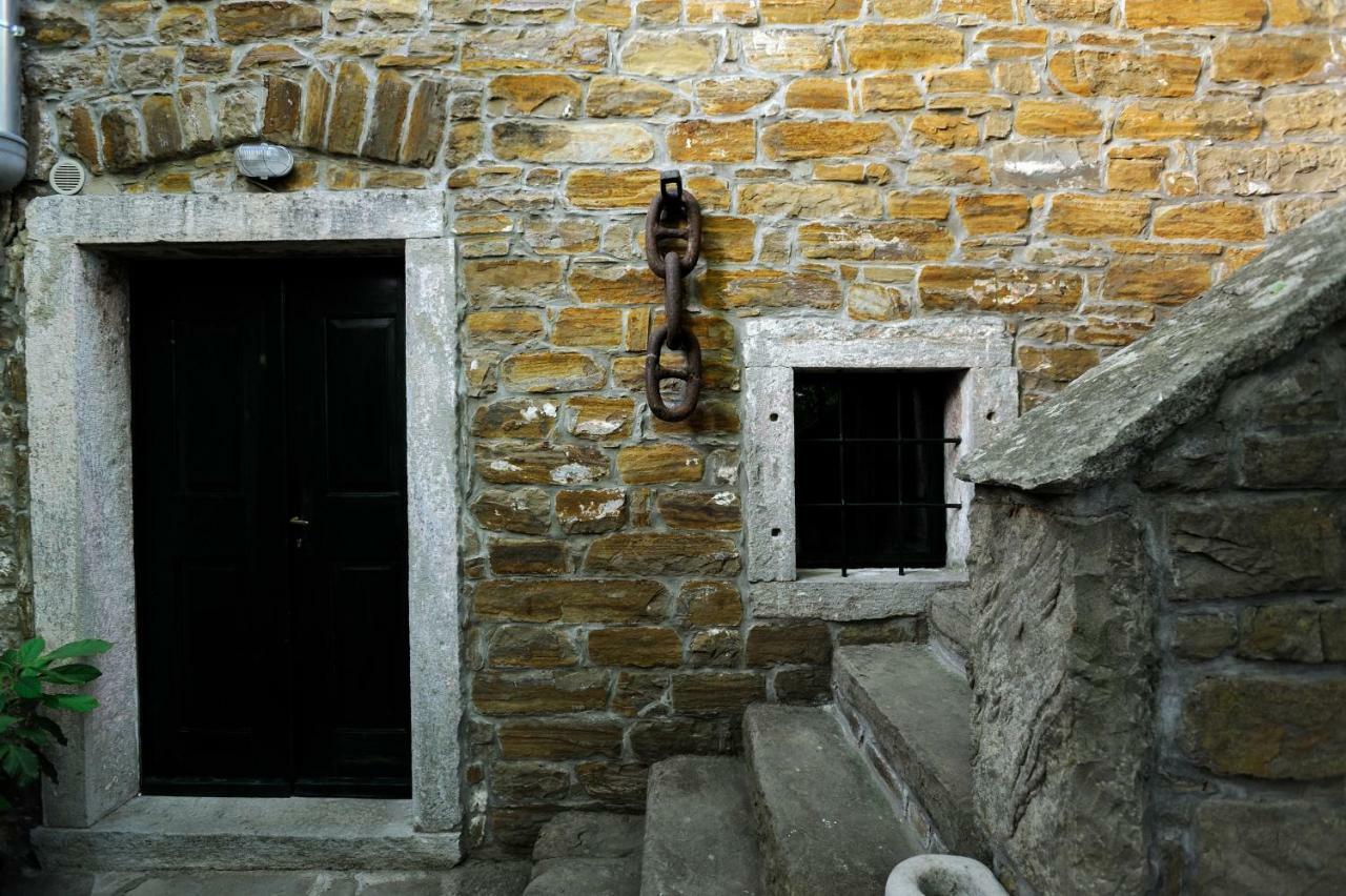 Traditional Istrian Stone House Šmarje 外观 照片